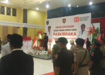 Bupati Fachri Kukuhkan Paskibra Tahun 2025